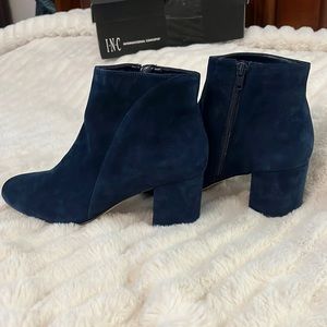 New Navy Blue Covered Heel Cushioned Floriann Zip-Up Booties
